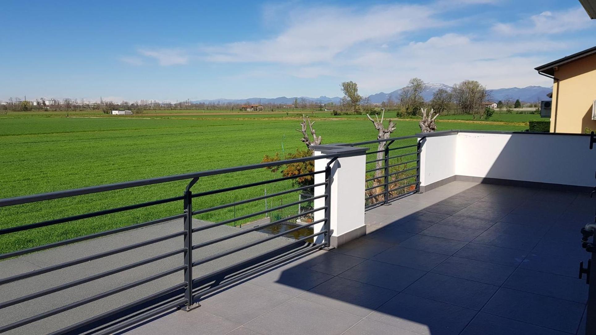 Black And White B&B Urgnano المظهر الخارجي الصورة